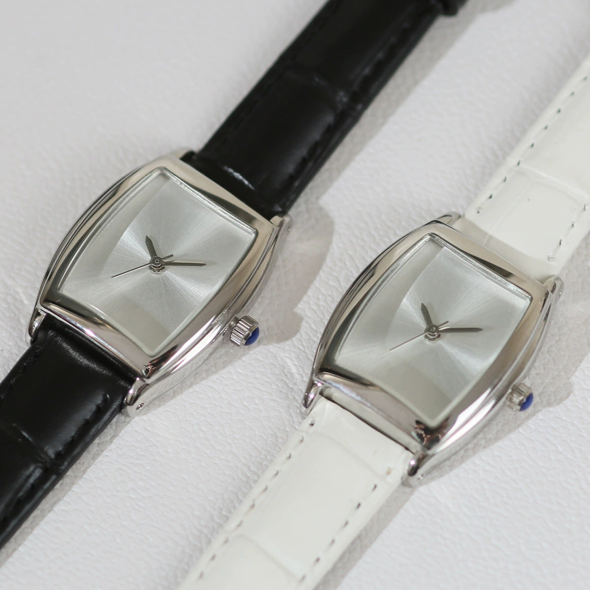 High-fashion Versatile Vintage Chanel-style Men/Womens Watch